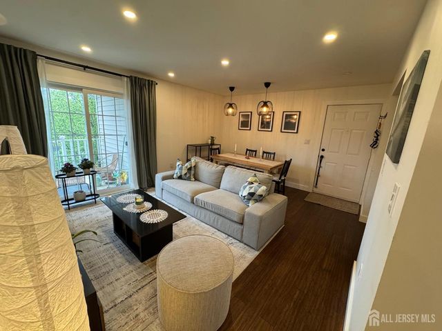 12 Clay Street, North Brunswick, NJ 08902