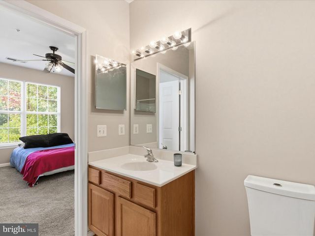15616 EVERGLADE LN #301, Bowie, MD 20716