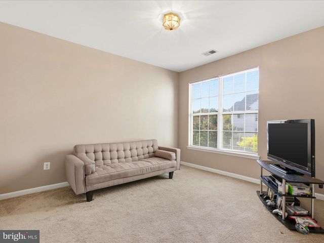 15616 EVERGLADE LN #301, Bowie, MD 20716