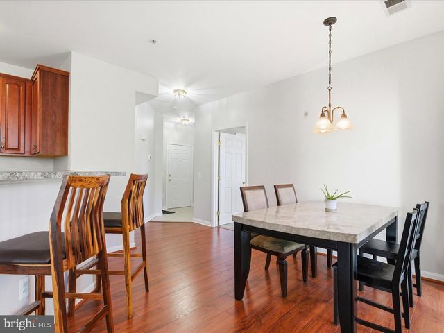 15616 EVERGLADE LN #301, Bowie, MD 20716