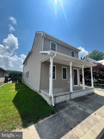 112 E MAIN ST, Felton, DE 19943