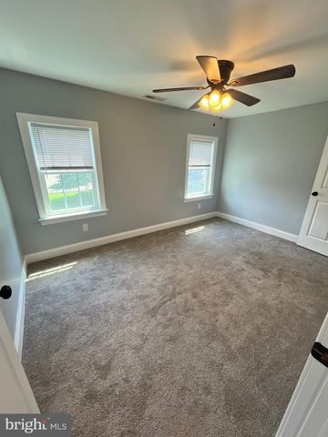 112 E MAIN ST, Felton, DE 19943