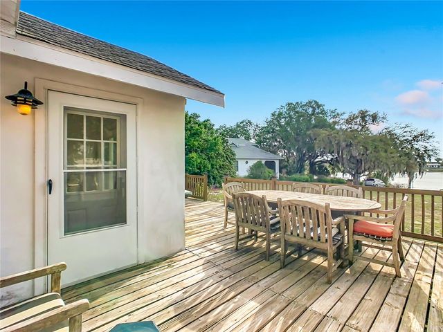 1124 SAINT ANNE SHRINE ROAD, Lake Wales, FL 33898