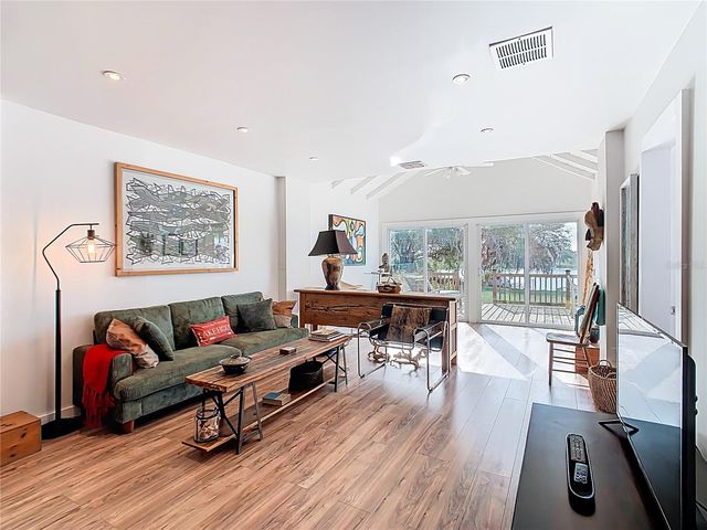 1124 SAINT ANNE SHRINE ROAD, Lake Wales, FL 33898