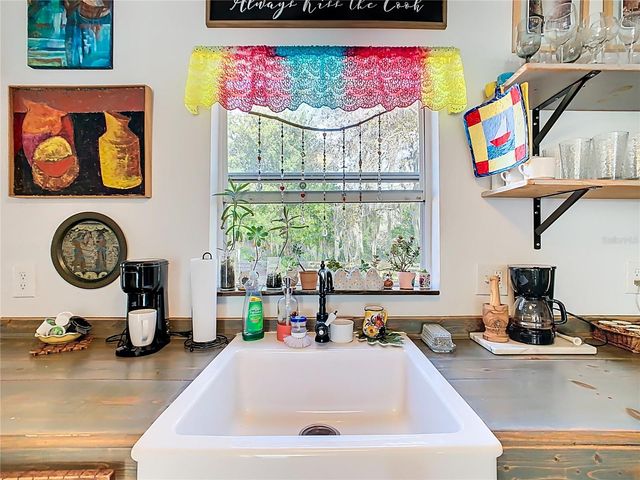 1124 SAINT ANNE SHRINE ROAD, Lake Wales, FL 33898