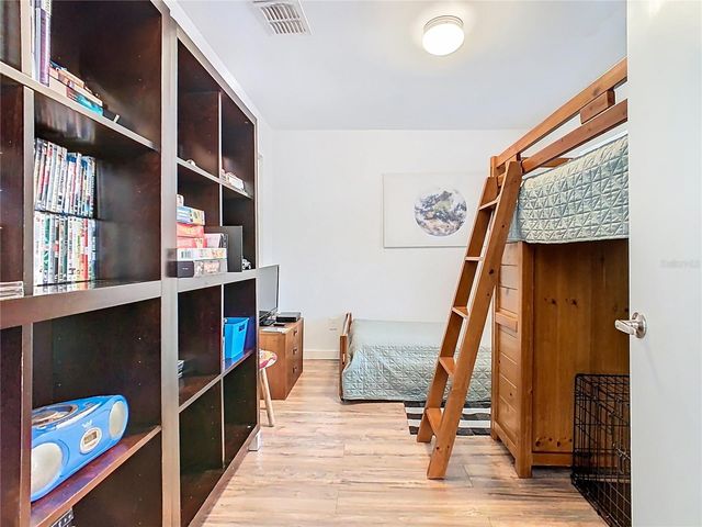 1124 SAINT ANNE SHRINE ROAD, Lake Wales, FL 33898