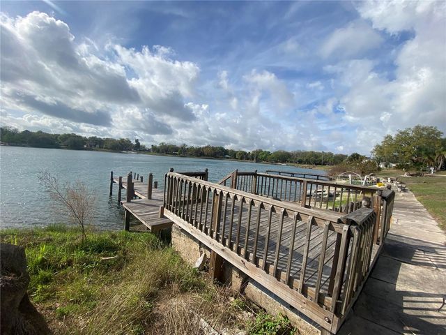 1124 SAINT ANNE SHRINE ROAD, Lake Wales, FL 33898