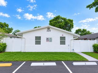 220 NW 12TH Court # 2, Pompano Beach, FL 33060
