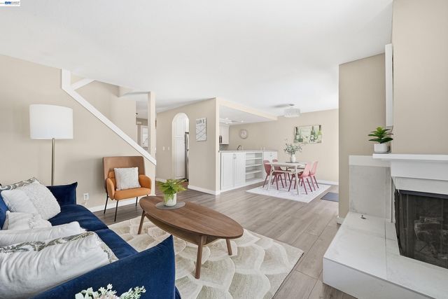 3325 Kimberly Way, San Mateo, CA 94403