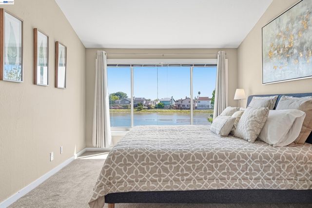 3325 Kimberly Way, San Mateo, CA 94403