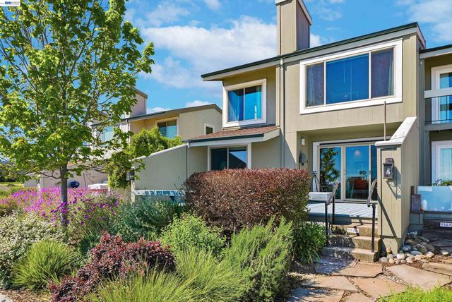 3325 Kimberly Way, San Mateo, CA 94403