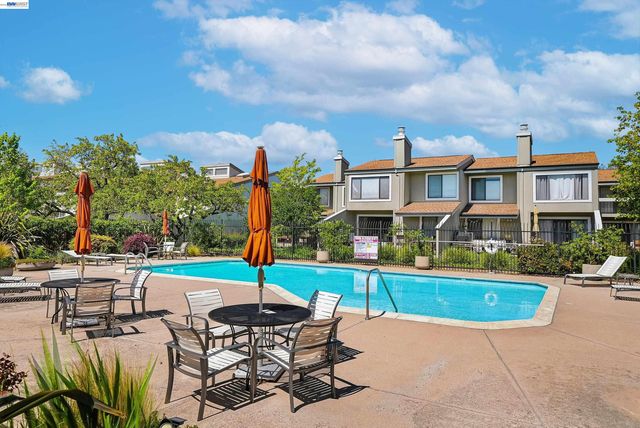 3325 Kimberly Way, San Mateo, CA 94403