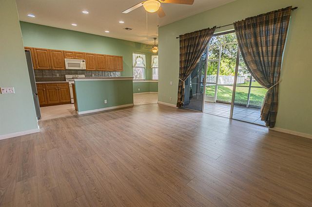 163 NW Pleasant Grove Way, Port St. Lucie, FL 34986