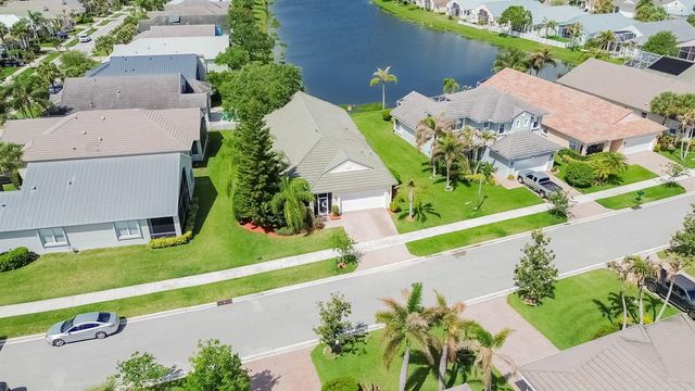 163 NW Pleasant Grove Way, Port St. Lucie, FL 34986
