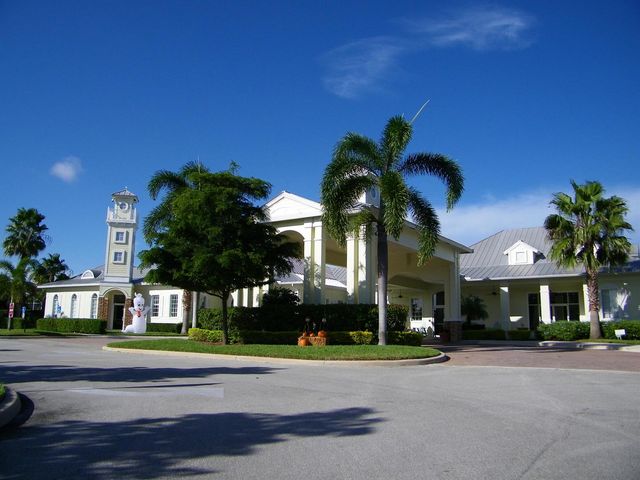163 NW Pleasant Grove Way, Port St. Lucie, FL 34986
