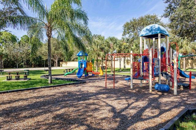 163 NW Pleasant Grove Way, Port St. Lucie, FL 34986