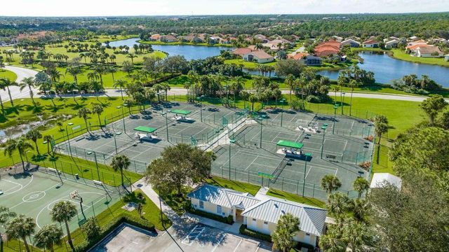 163 NW Pleasant Grove Way, Port St. Lucie, FL 34986