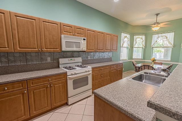 163 NW Pleasant Grove Way, Port St. Lucie, FL 34986