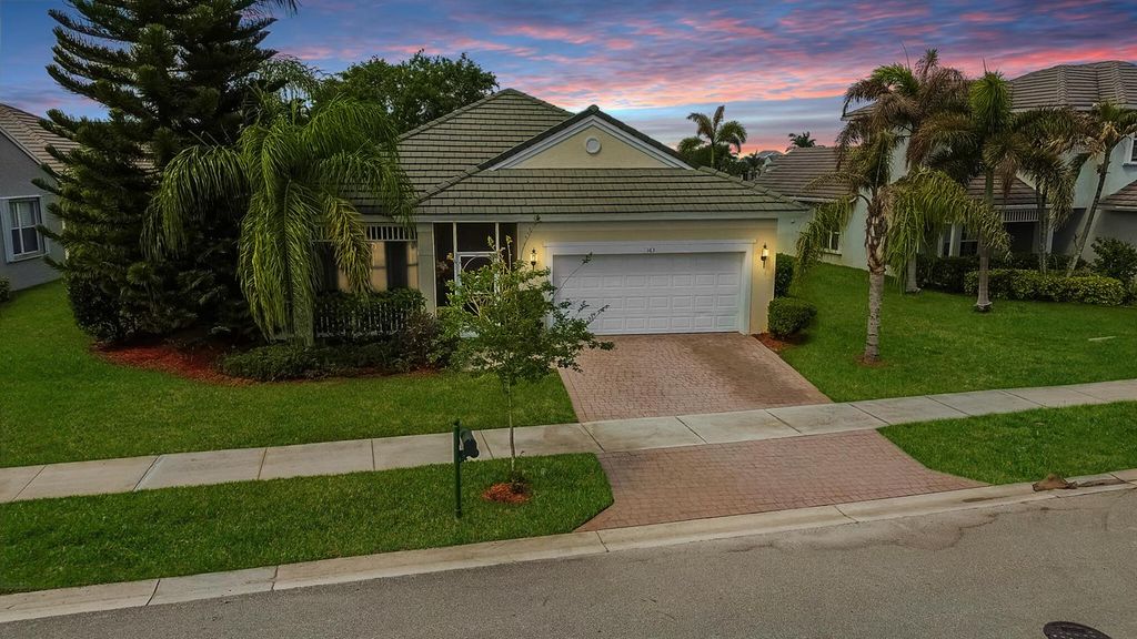 163 NW Pleasant Grove Way, Port St. Lucie, FL 34986