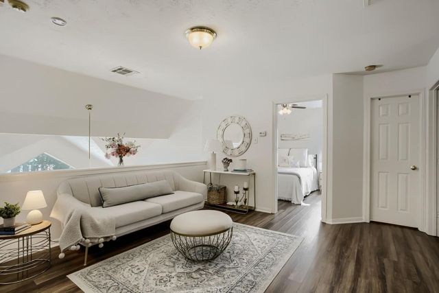 9526 Kelsey Meadows Court, Houston, TX 77040