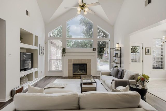 9526 Kelsey Meadows Court, Houston, TX 77040