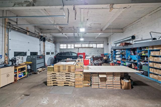 1750 E State Fair, Highland Park, MI 48203