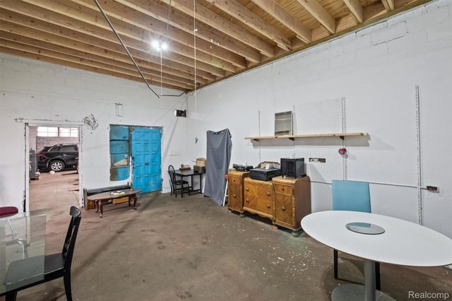 1750 E State Fair, Highland Park, MI 48203