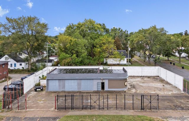 1750 E State Fair, Highland Park, MI 48203