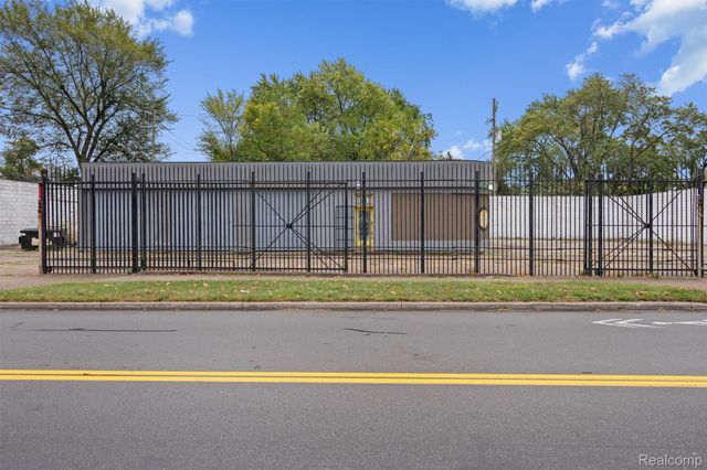 1750 E State Fair, Highland Park, MI 48203