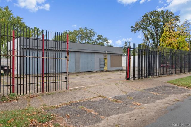 1750 E State Fair, Highland Park, MI 48203