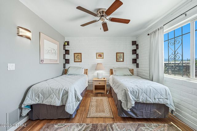 333 E Las Granadas, Green Valley, AZ 85614