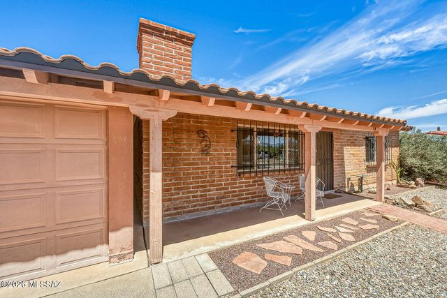 333 E Las Granadas, Green Valley, AZ 85614