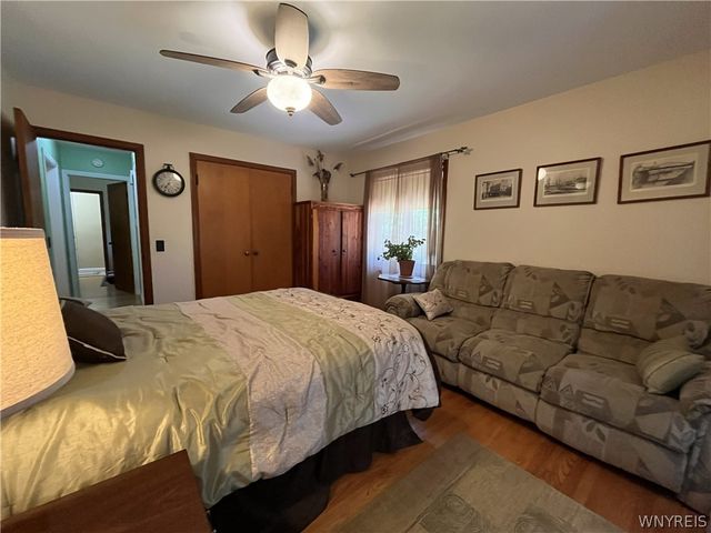 16 Parker Drive, Pittsford, NY 14534