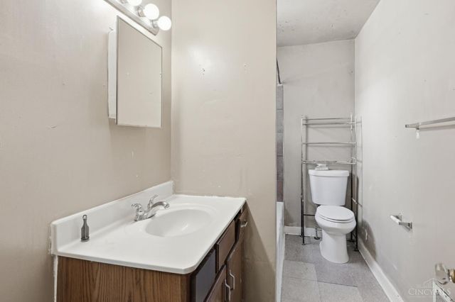 1530 Kinney Avenue, Mt Healthy, OH 45231