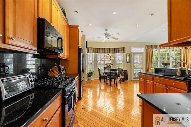 25 Missy Lane 25, Monroe, NJ 08831