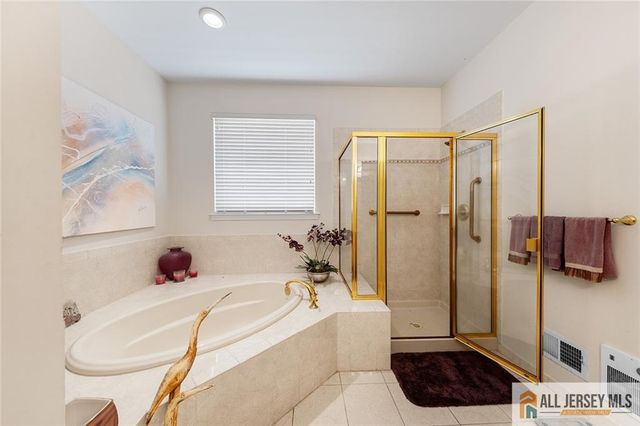 25 Missy Lane 25, Monroe, NJ 08831