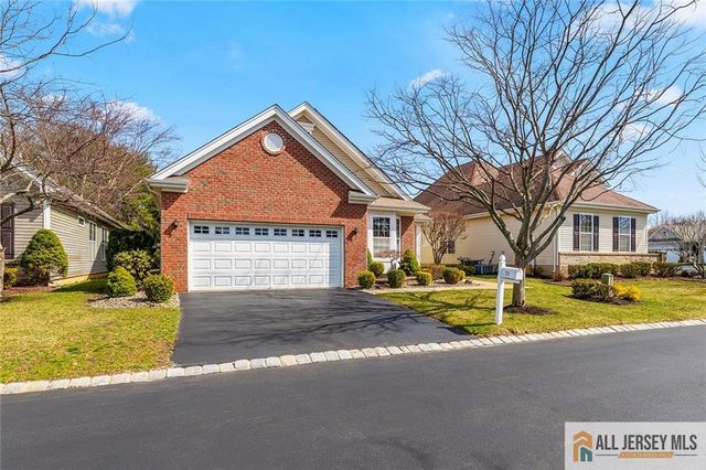 25 Missy Lane 25, Monroe, NJ 08831