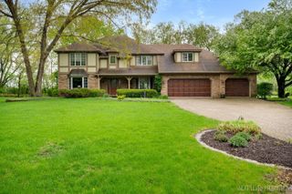 7N075 Hastings Drive, St. Charles, IL 60175