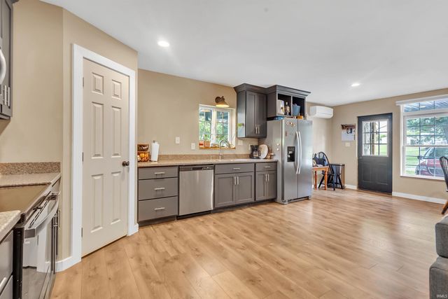 9398 S Harrodsburg Road, Springville, IN 47462