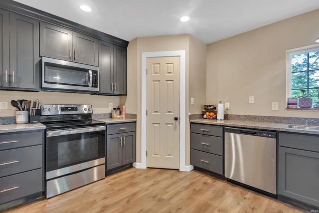9398 S Harrodsburg Road, Springville, IN 47462