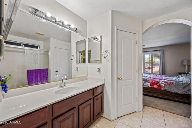 1759 E OAKLAND Street, Gilbert, AZ 85295