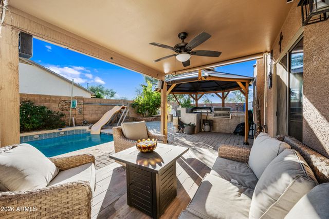 1759 E OAKLAND Street, Gilbert, AZ 85295