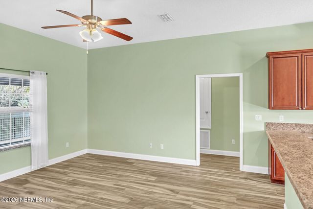 7592 VANDALAY Drive, Jacksonville, FL 32244