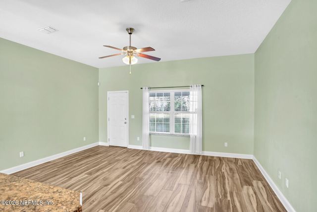 7592 VANDALAY Drive, Jacksonville, FL 32244