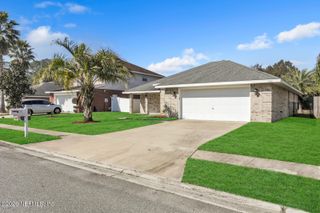 7592 VANDALAY Drive, Jacksonville, FL 32244