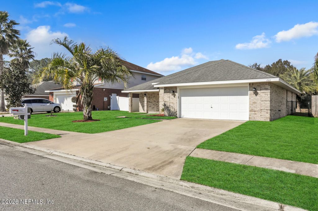 7592 VANDALAY Drive, Jacksonville, FL 32244