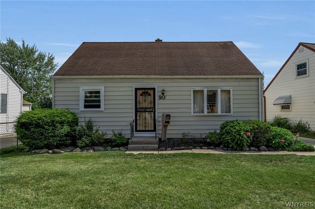 90 Nicholas Drive North, Tonawanda, NY 14150