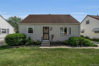 90 Nicholas Drive North, Tonawanda, NY 14150