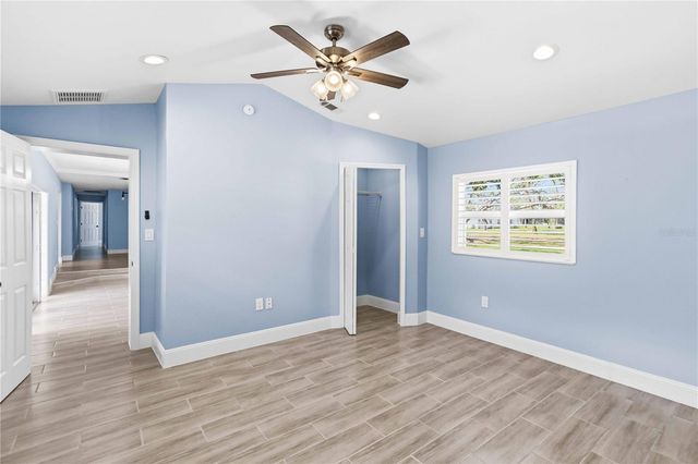 4001 ARKANSAS AVENUE NE, St Petersburg, FL 33703