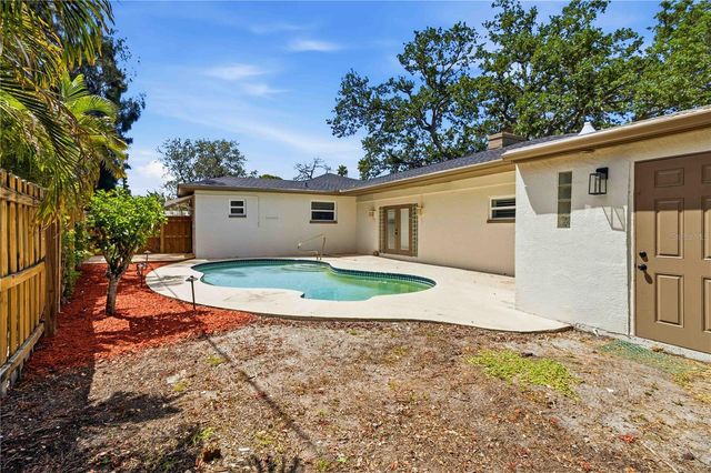4001 ARKANSAS AVENUE NE, St Petersburg, FL 33703